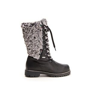 Pajar Canada Eva boots in black